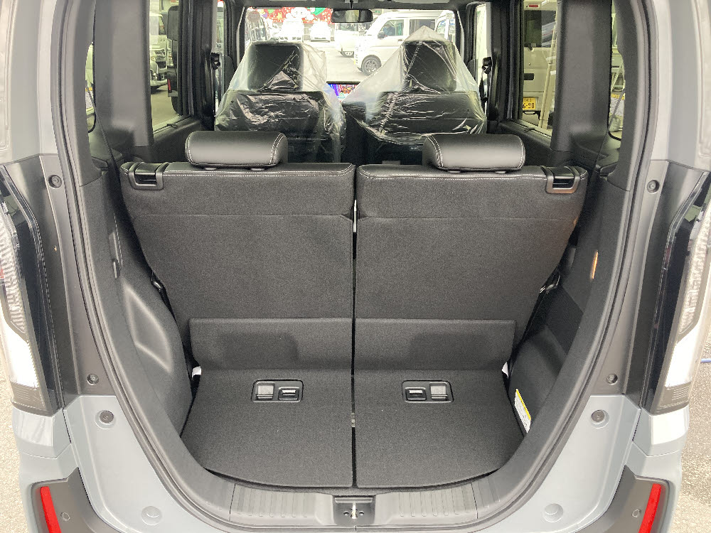 ホンダ　N BOXカスタム　コーディネートスタイル 8インチナビ8枚目