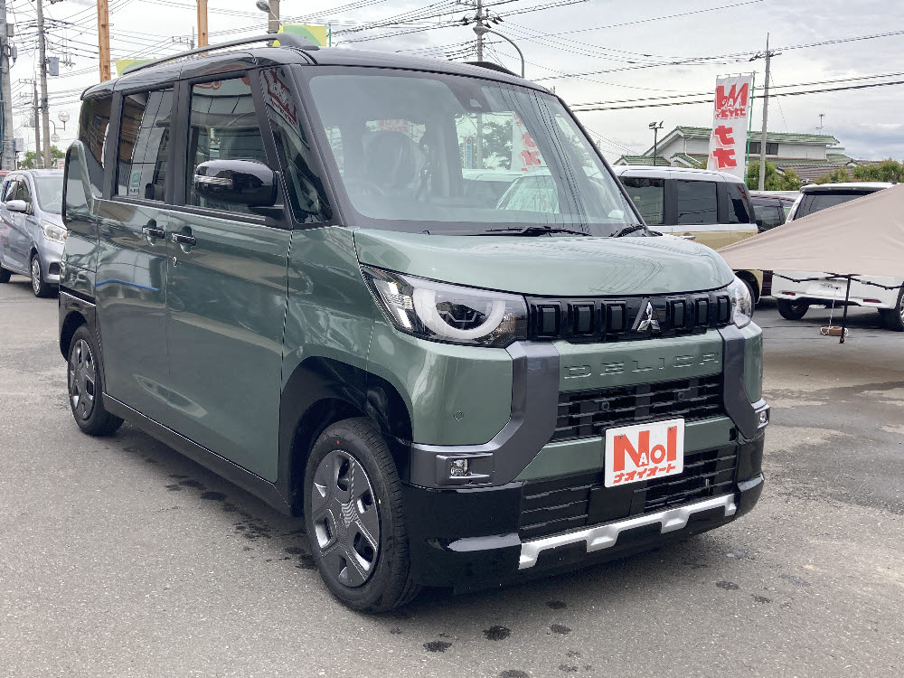 ミツビシ　デリカミニ　G2枚目