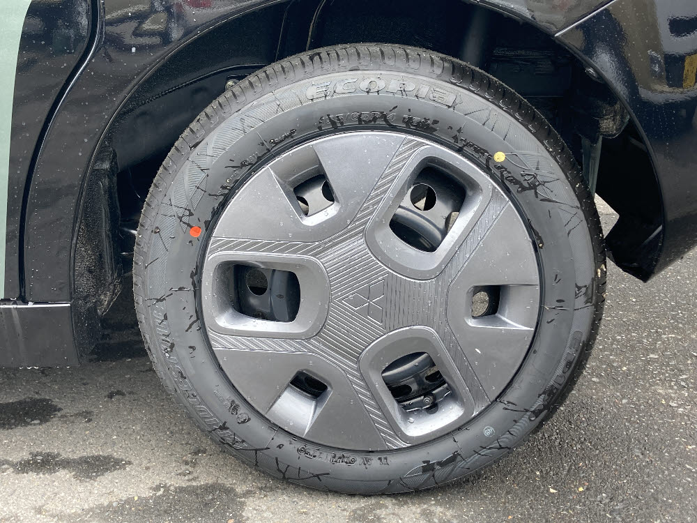 ミツビシ　デリカミニ　G7枚目