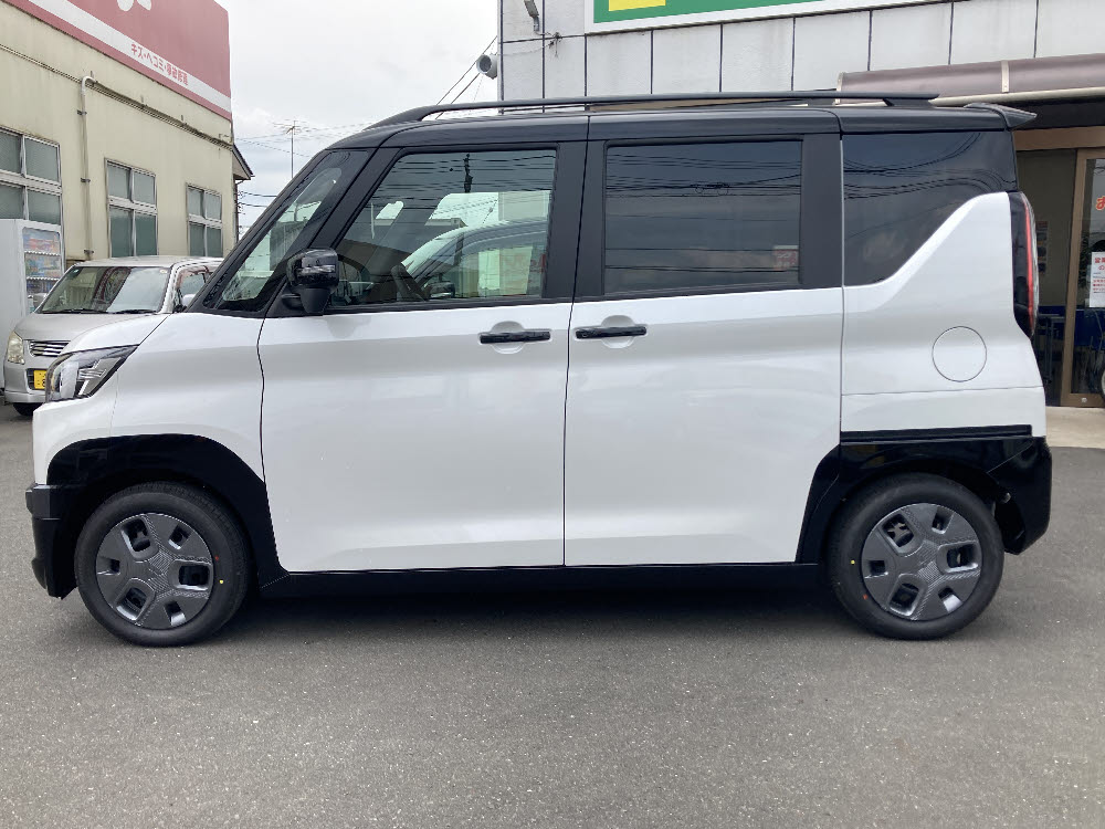 ミツビシ デリカミニ G6枚目