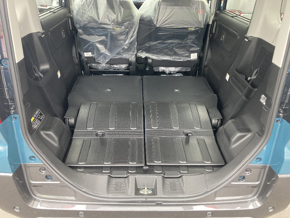 スズキ　スペーシアギアXZ2WD　全方位ナビ10枚目