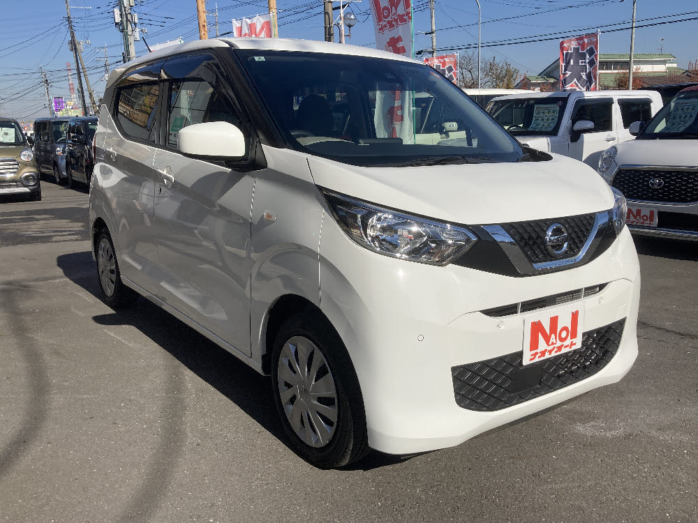 ニッサン　デイズ　B2枚目