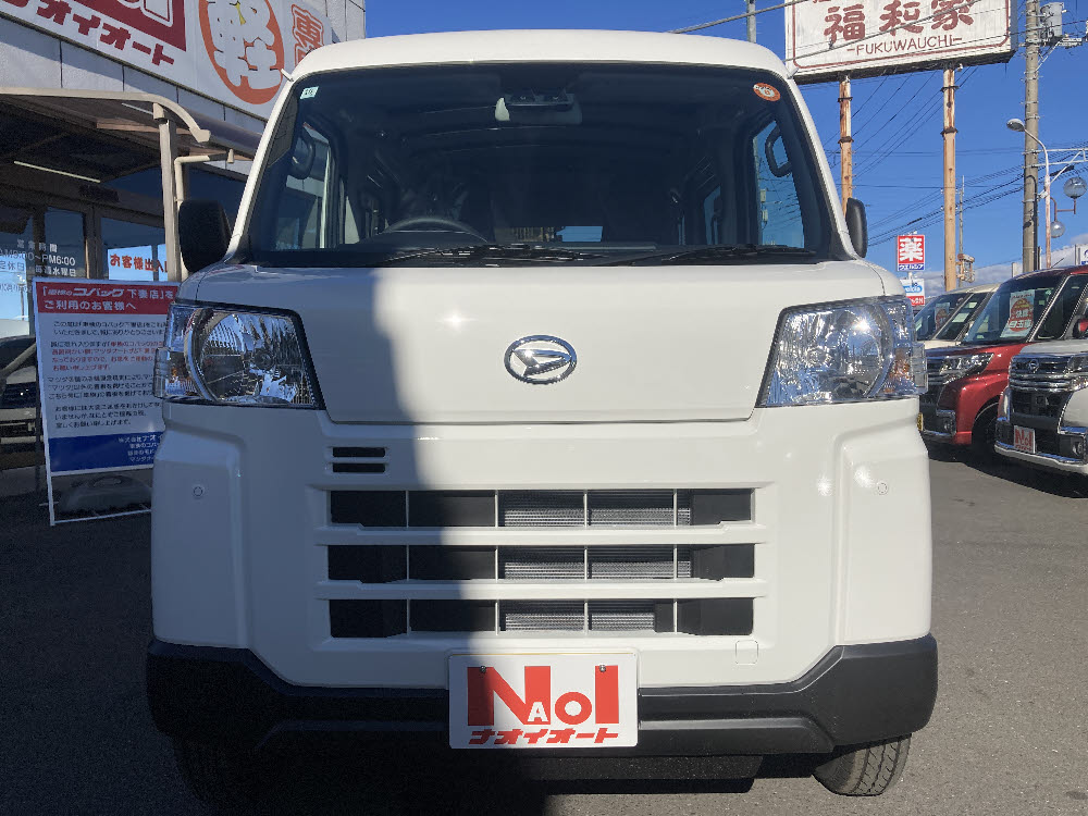 ダイハツ　ハイゼットカーゴ　デラックス1枚目