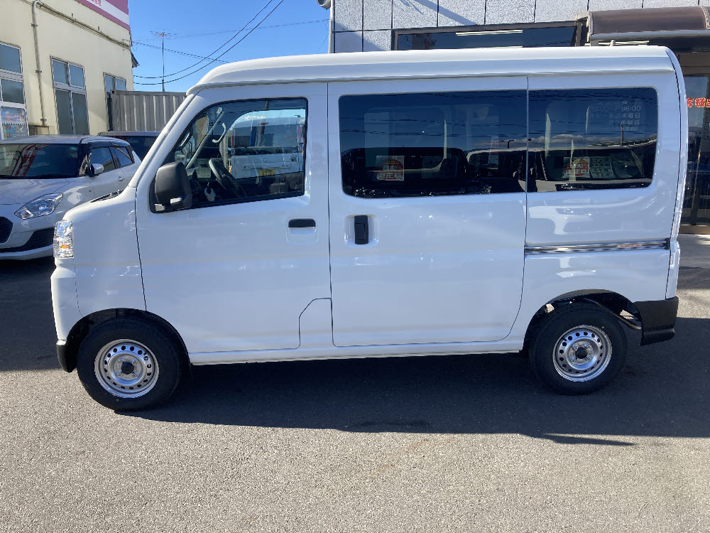 ダイハツ　ハイゼットカーゴ　デラックス7枚目