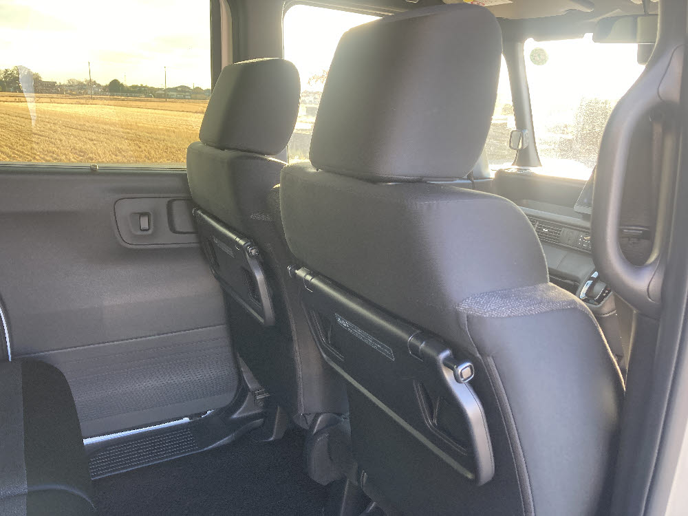 ホンダ　Ｎ ＢＯＸカスタム　ベース（純正8インチナビ）10枚目