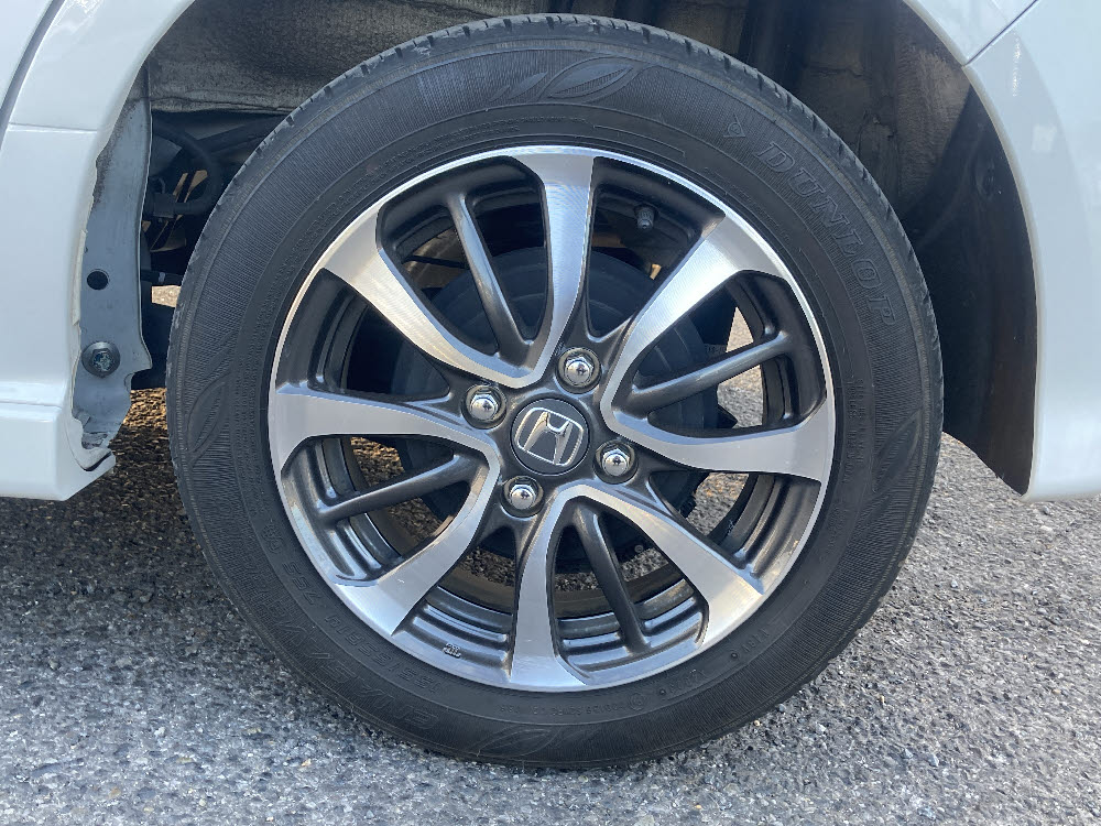 ホンダ　Ｎ ＢＯＸカスタム　ベース（純正8インチナビ）7枚目