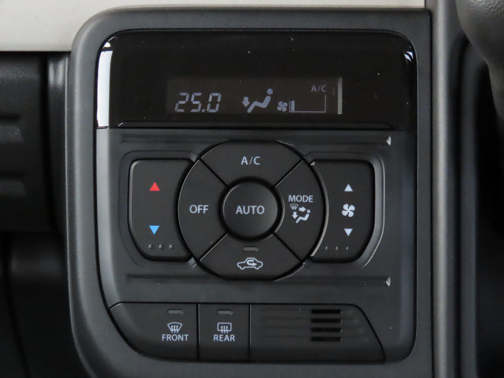 スズキ　スペーシア　HYBRID G　13枚目