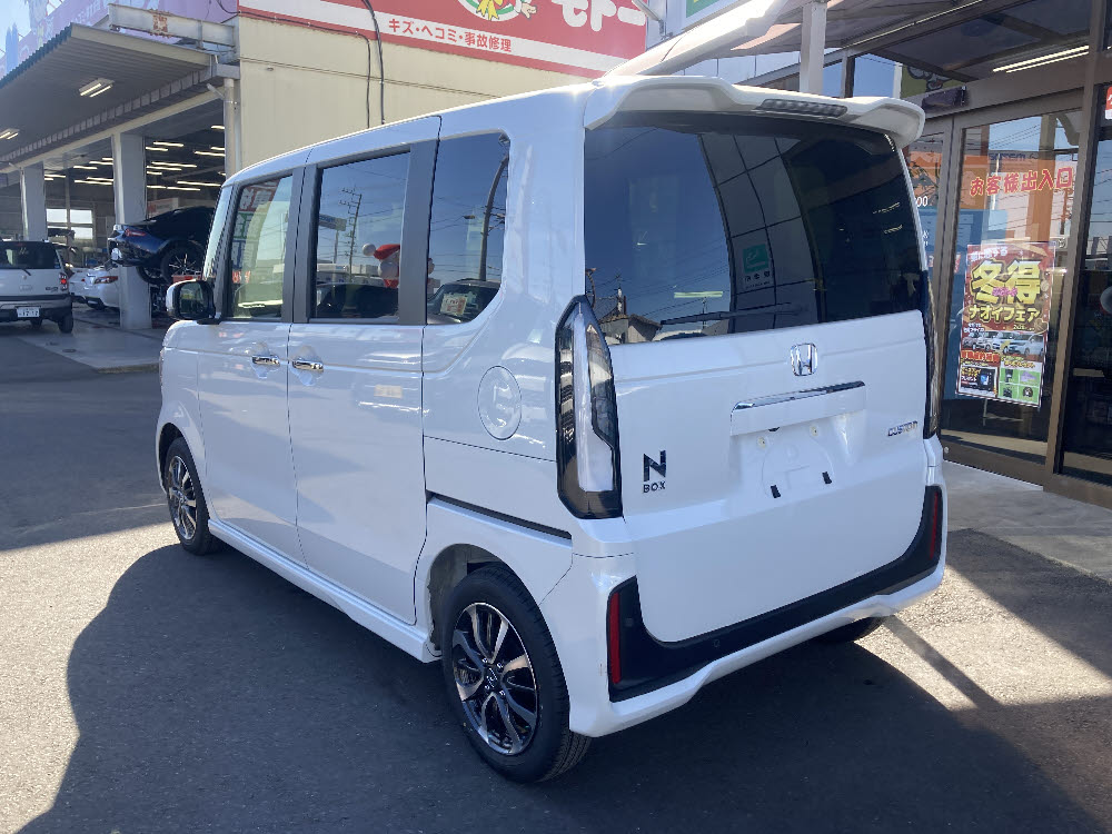 ホンダ　Ｎ ＢＯＸカスタム　8インチナビ6枚目