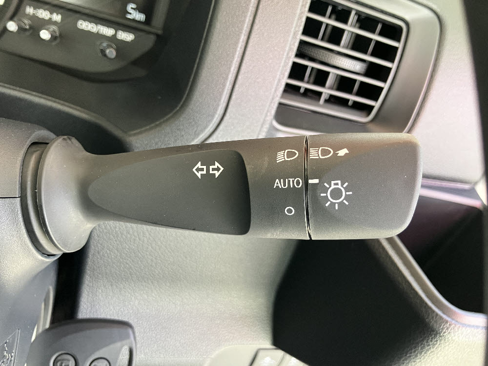 ダイハツ　ハイゼットカーゴ　デラックス　CVT16枚目