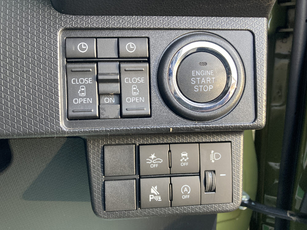 ダイハツ　タントファンクロス　17枚目