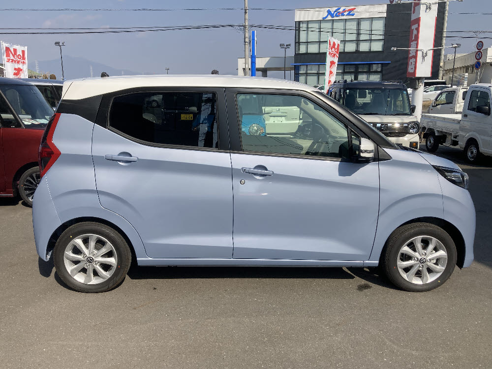 ニッサン　デイズ　X3枚目