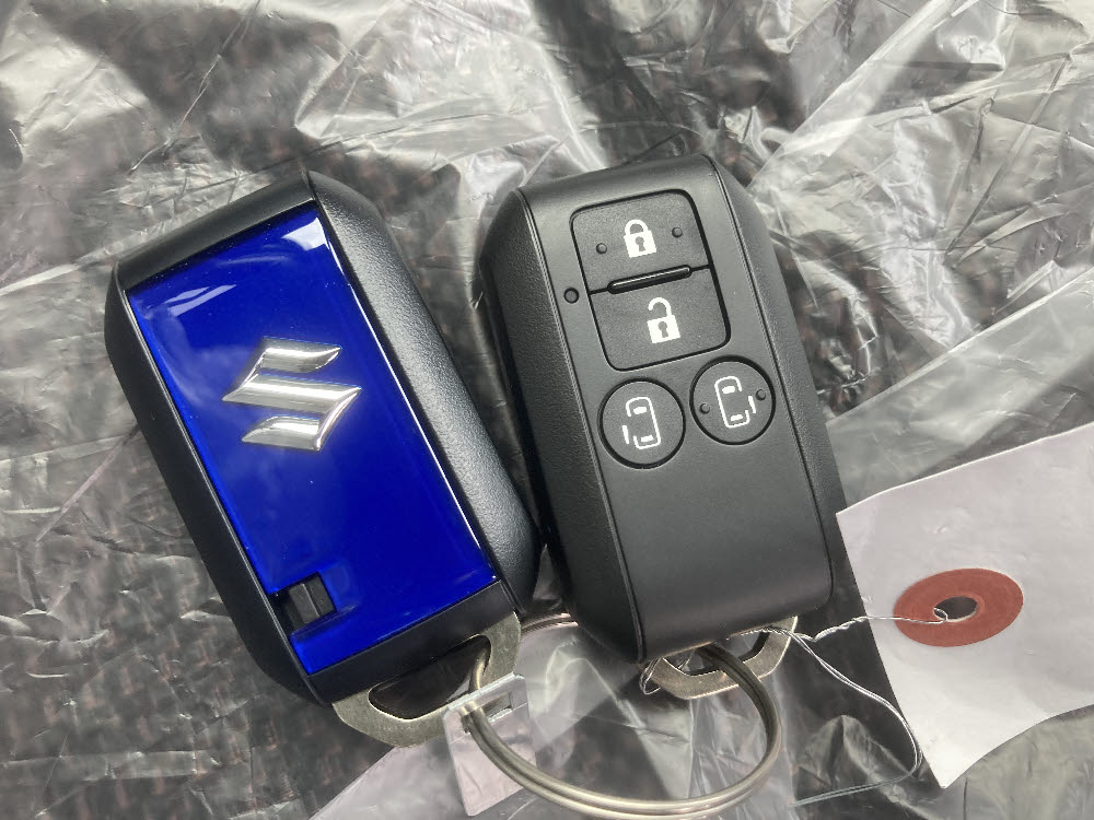 スズキ　スペーシアカスタム　HYBRID XS10枚目