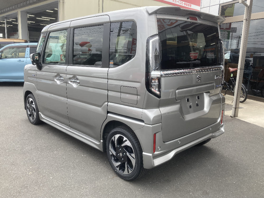 スズキ　スペーシアカスタム　HYBRID XS6枚目