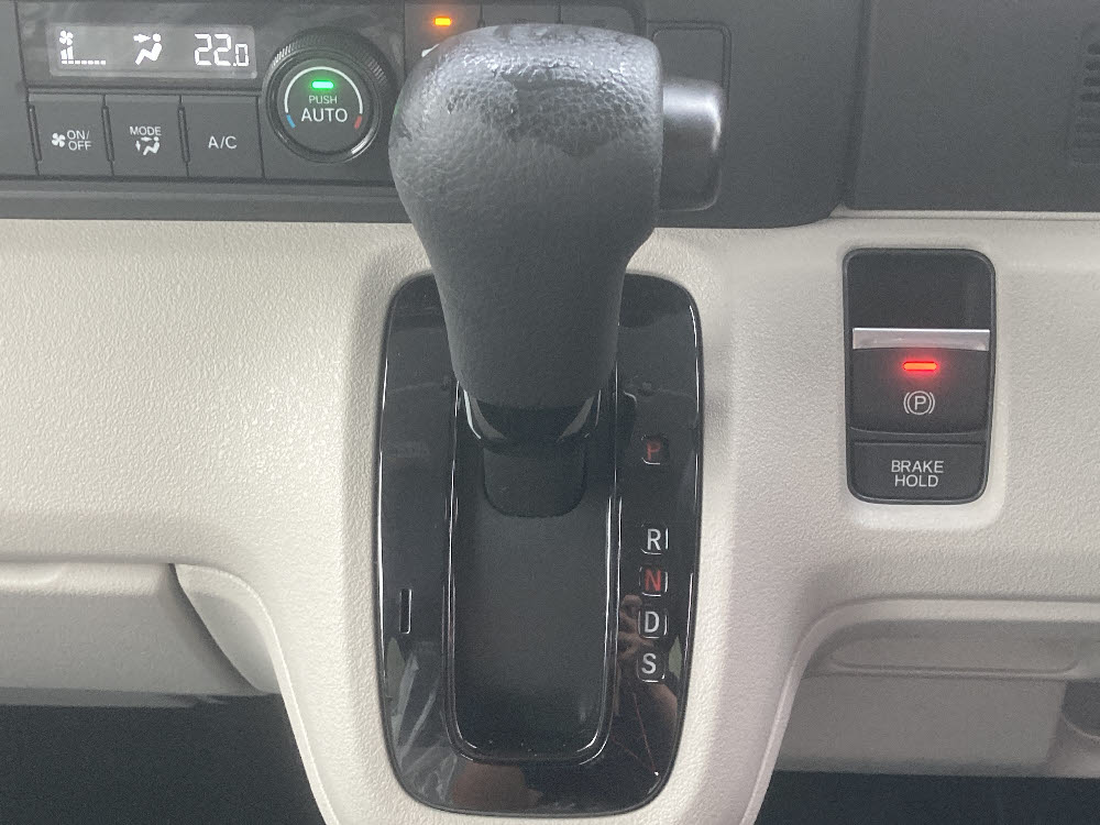 ホンダ　Ｎ ＢＯＸ　ベースグレード15枚目