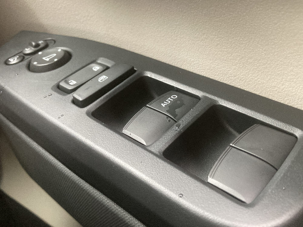 ホンダ　Ｎ ＢＯＸ　ベースグレード16枚目