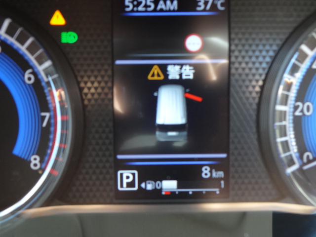 ニッサン　ルークス　ハイウェイスターX13枚目