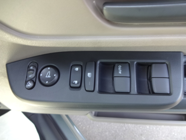 ホンダ　Ｎ ＢＯＸ ＪＯＹ 8インチDO9枚目