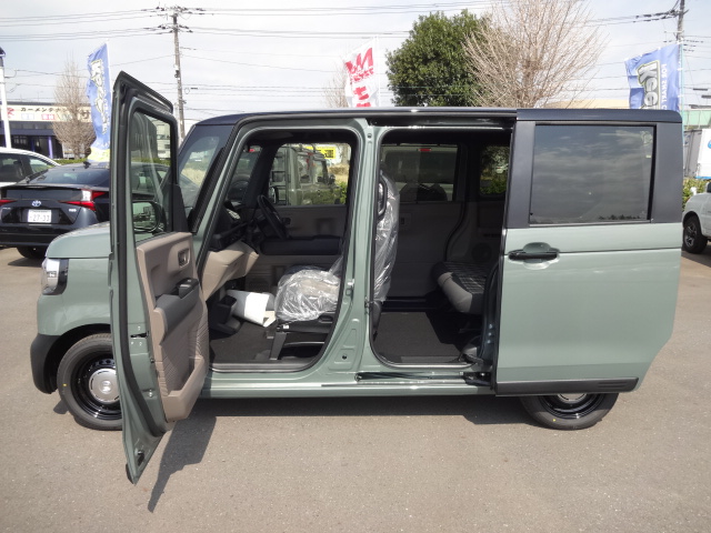 ホンダ　Ｎ ＢＯＸ ＪＯＹ 8インチDO7枚目