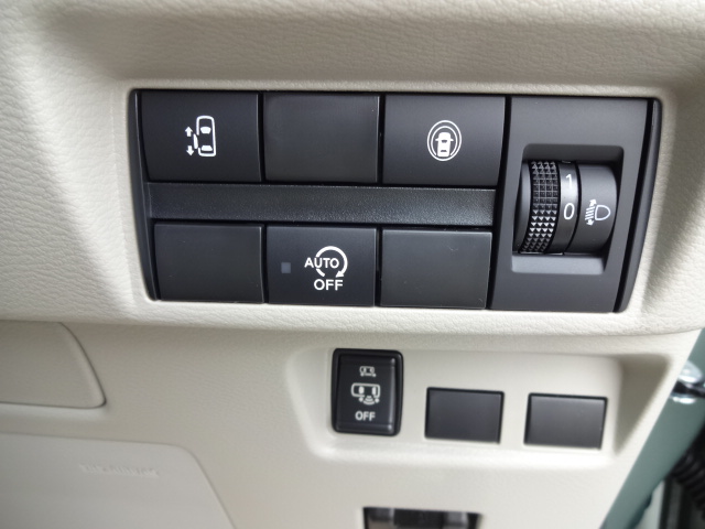 ニッサン　ルークス　X14枚目