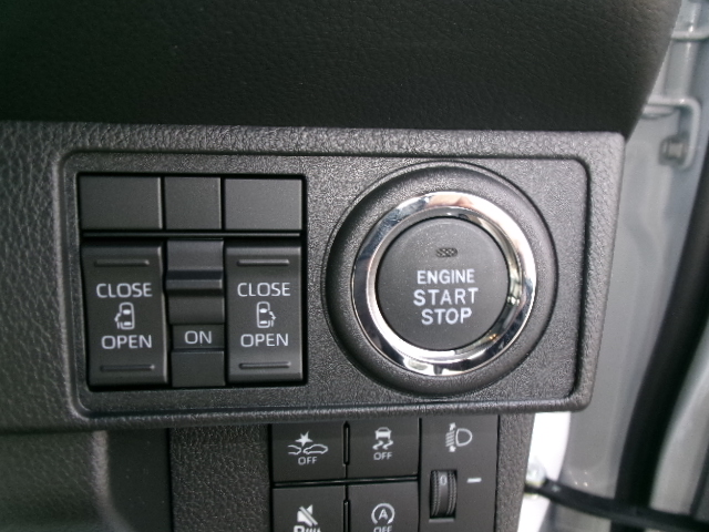 ダイハツ　ムーヴキャンバス ストライプスX　ODレス16枚目