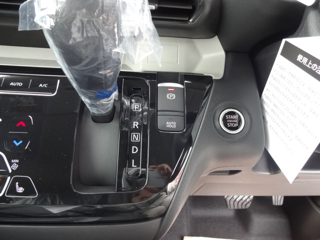 ミツビシ　デリカミニ　Gプレミアム ODレス17枚目