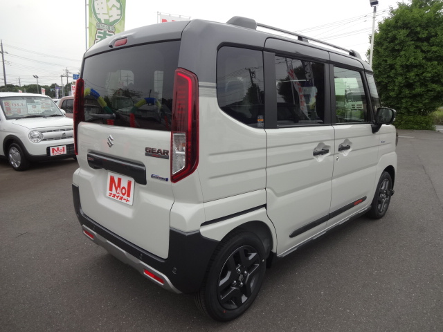 スズキ　スペーシアギア XZ 全方位ナビ4枚目