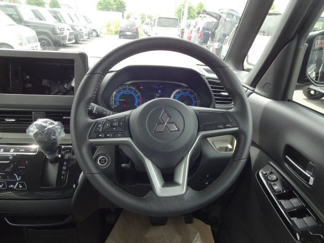 ミツビシ　デリカミニ G ODレス12枚目