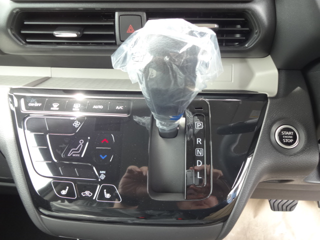 ミツビシ　デリカミニ G ODレス16枚目