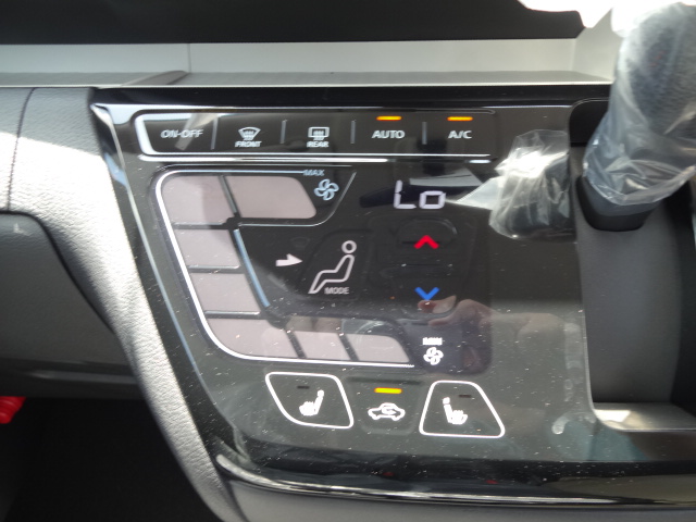 ミツビシ　デリカミニ G ODレス15枚目