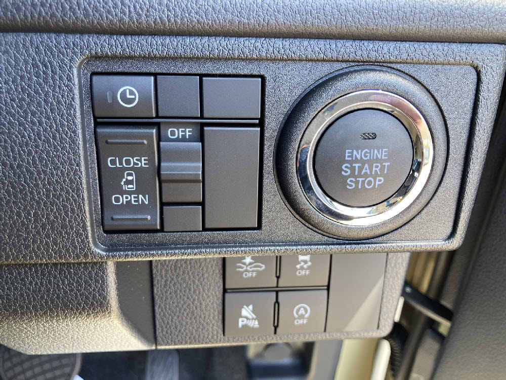 ダイハツ　ムーヴ G 9インチDO18枚目