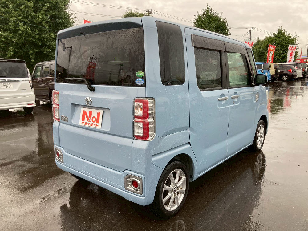 トヨタ　ピクシス メガ　L-SAⅢ4枚目