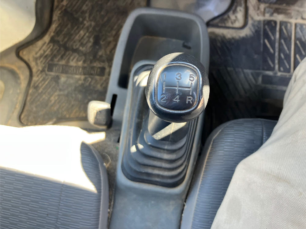 ミツビシ ミニキャブトラック ミノリ 4WD 5MT14枚目