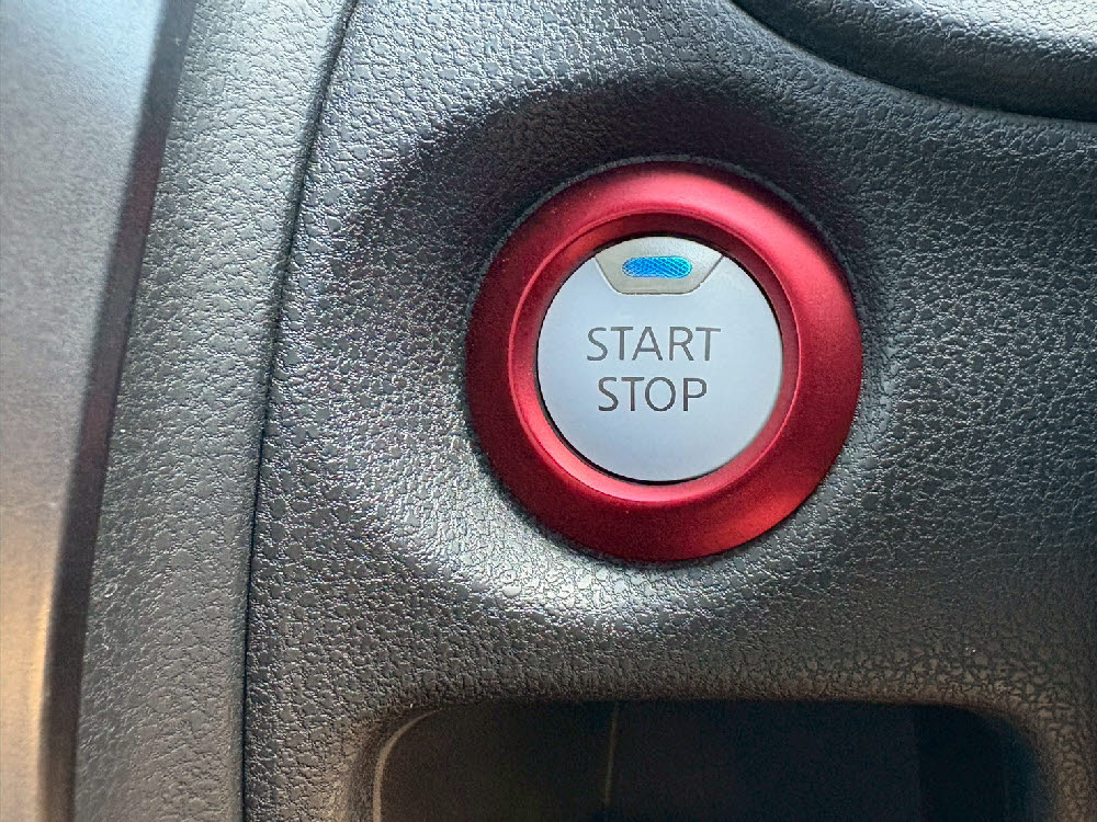 ニッサン　ノート　e-POWER NISMO  19枚目