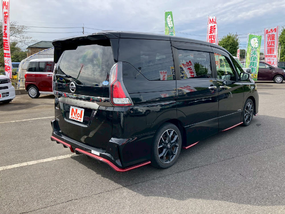 ニッサン　セレナ　ニスモ4枚目