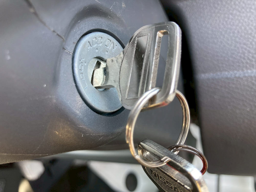 ニッサン　ＮＴ１００クリッパー DX 2WD AT17枚目