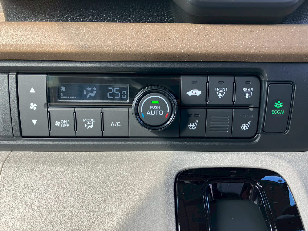 ホンダ　Ｎ ＢＯＸ 8インチナビ16枚目