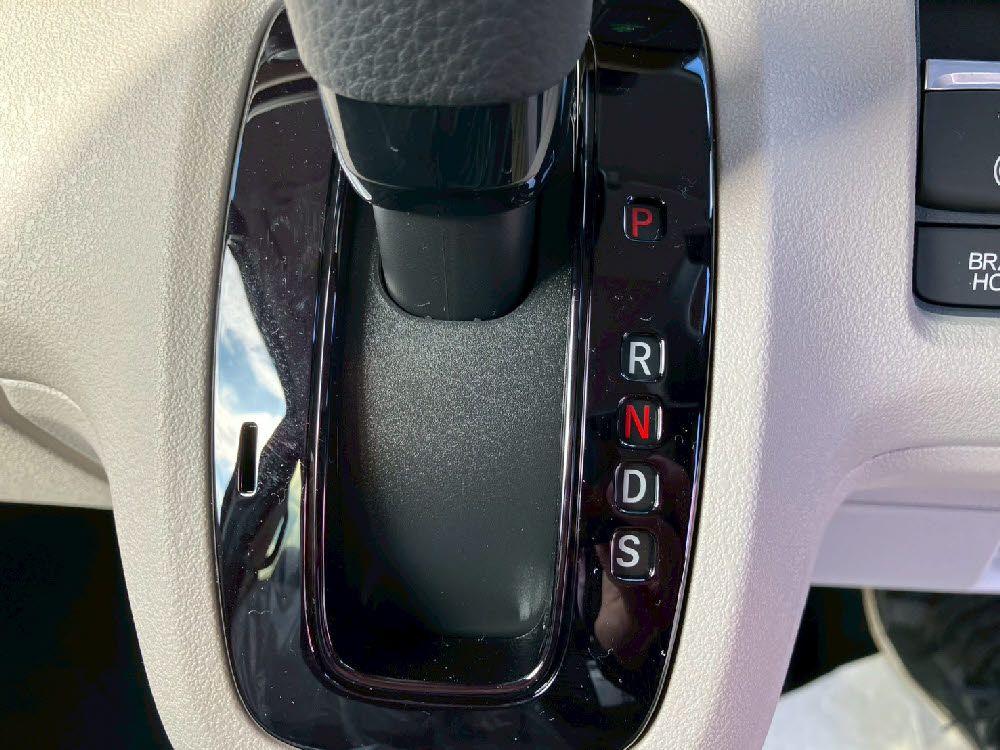 ホンダ　Ｎ ＢＯＸ 8インチナビ17枚目