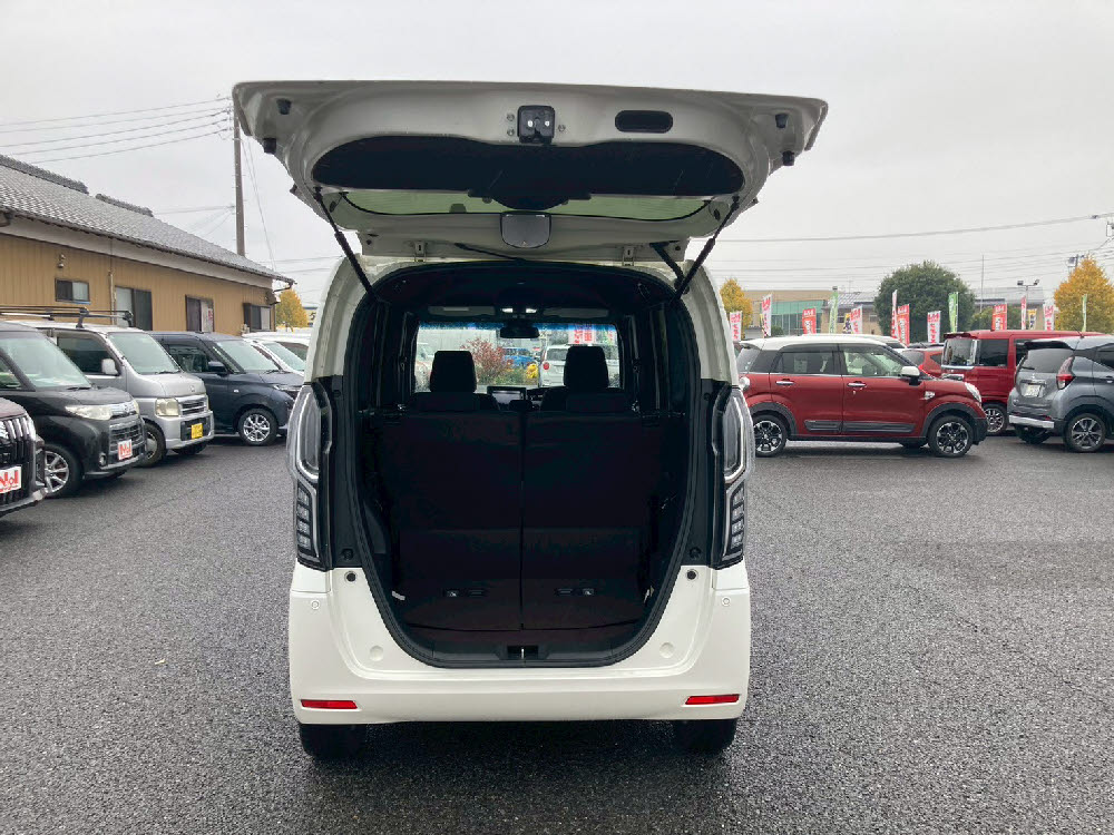 ホンダ　N BOXカスタム G・L ホンダセンシング9枚目