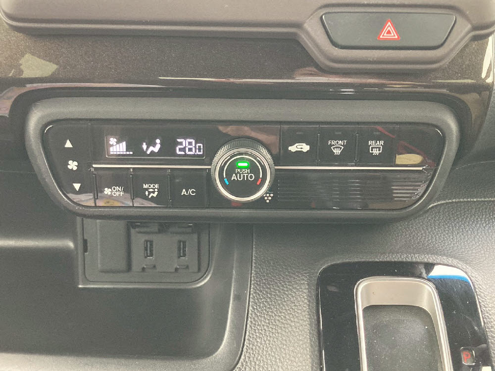 ホンダ　N BOXカスタム G・L ホンダセンシング16枚目