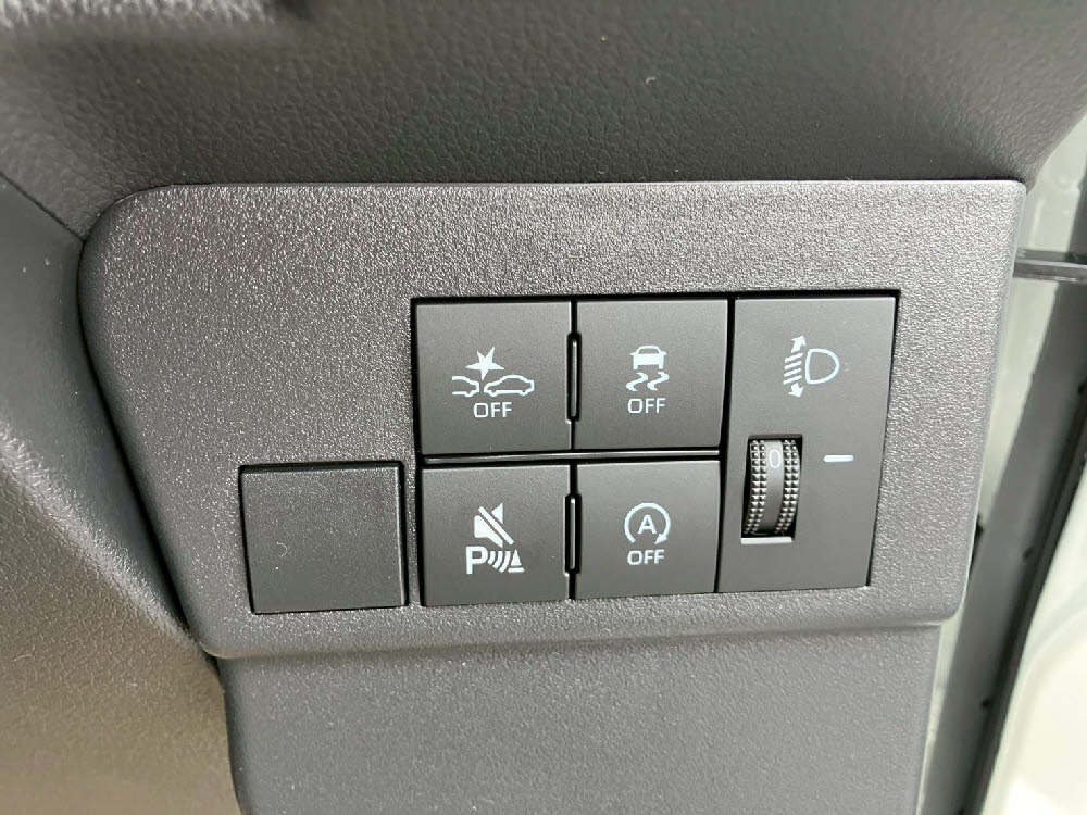 ダイハツ　ハイゼットカーゴ　デラックス ラジオ付16枚目