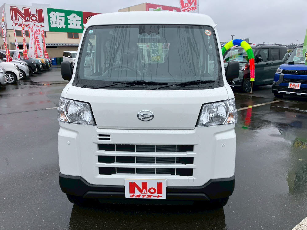 ダイハツ　ハイゼットカーゴ　デラックス ラジオ付1枚目