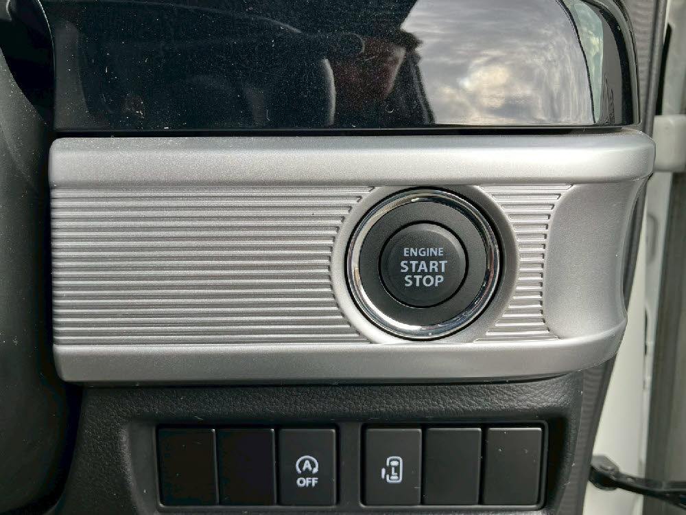 スズキ　スペーシアカスタム　HYBRID GS18枚目