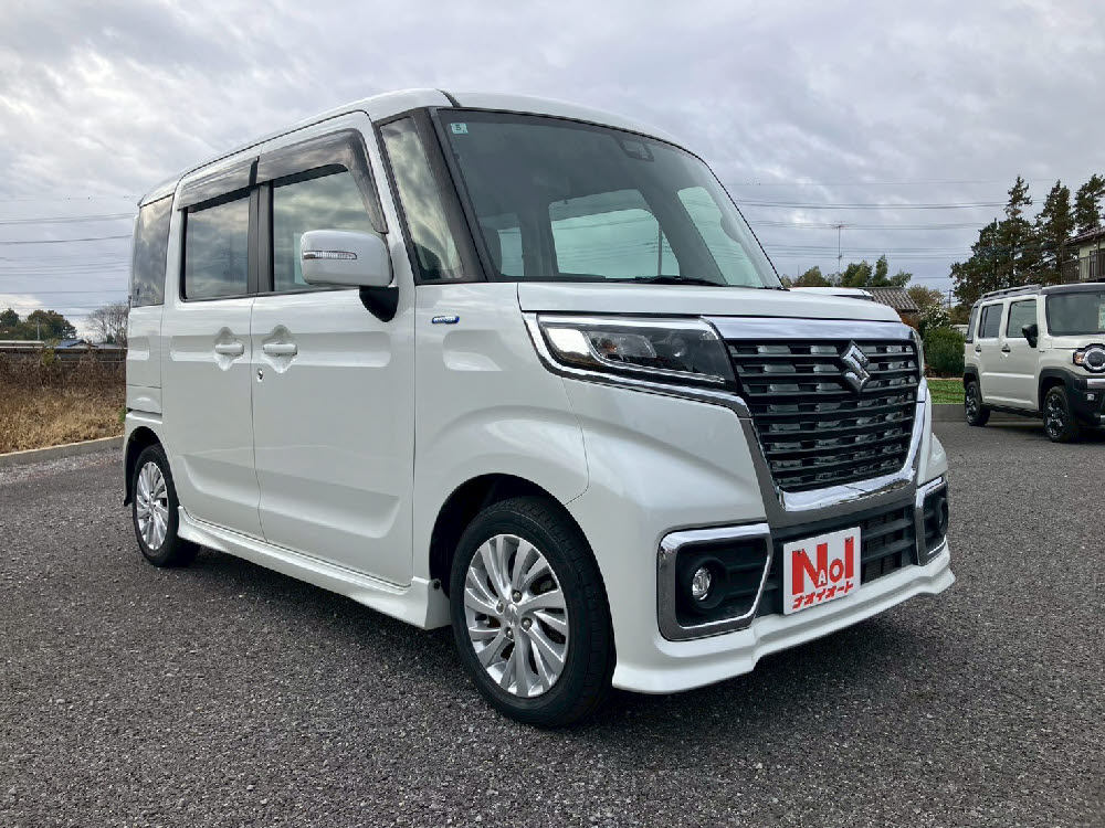 スズキ　スペーシアカスタム　HYBRID GS2枚目