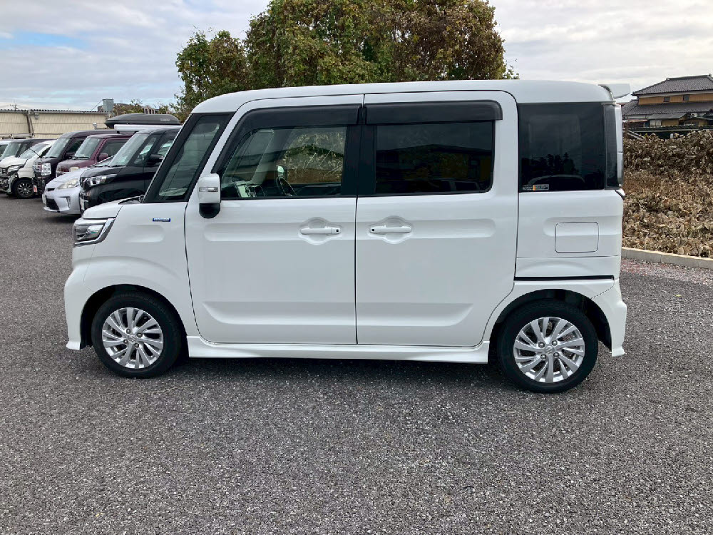 スズキ　スペーシアカスタム　HYBRID GS7枚目