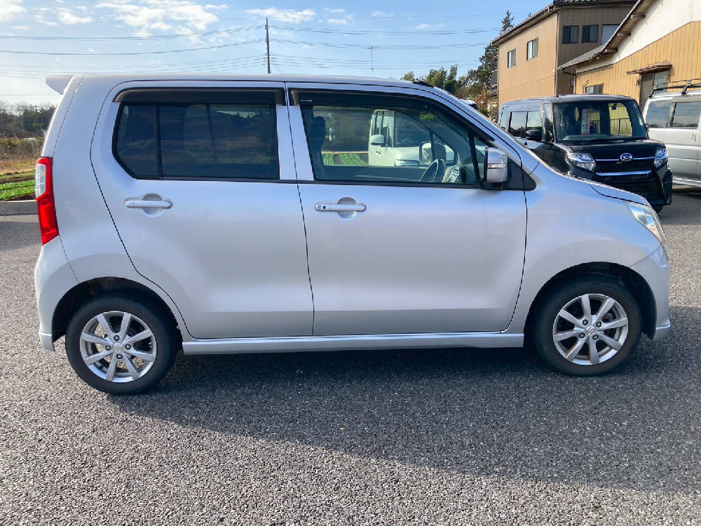 スズキ　ワゴンＲ　FXリミテッド3枚目