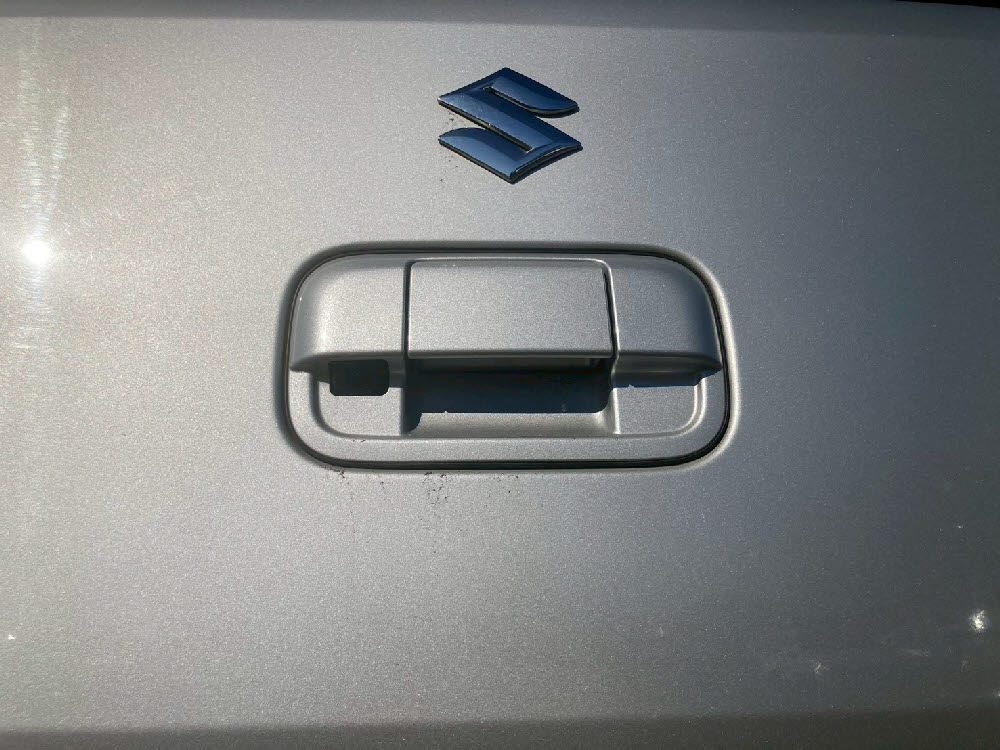 スズキ　ワゴンＲ HYBRID FX9枚目