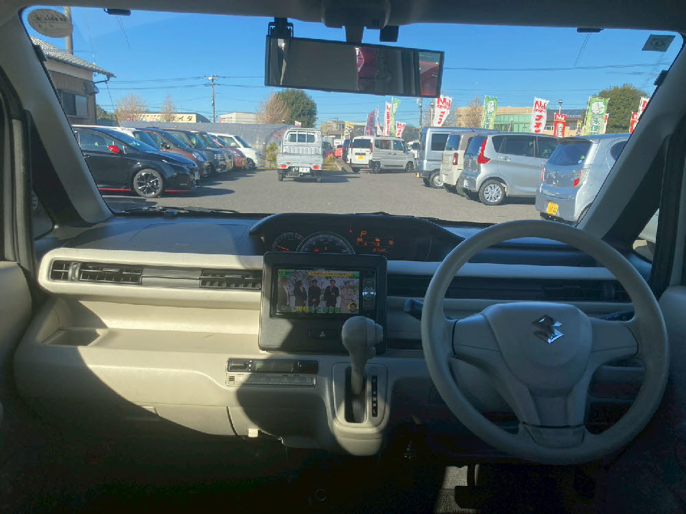 スズキ　ワゴンＲ HYBRID FX10枚目