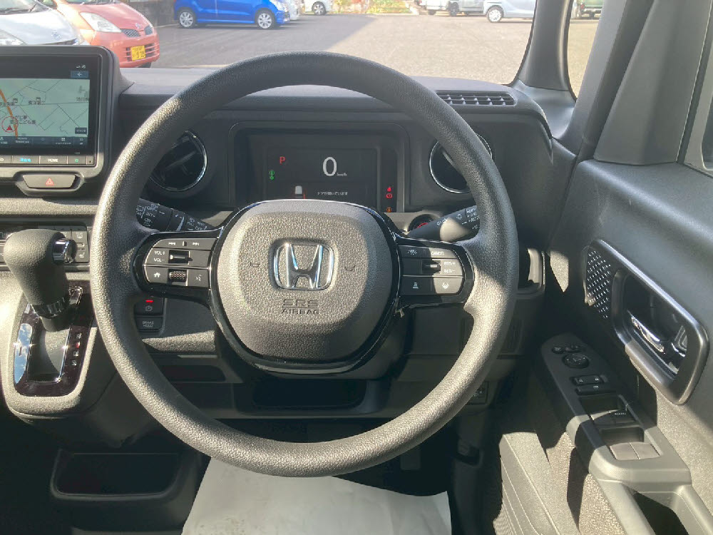 ホンダ　Ｎ ＢＯＸカスタム 8インチナビ12枚目