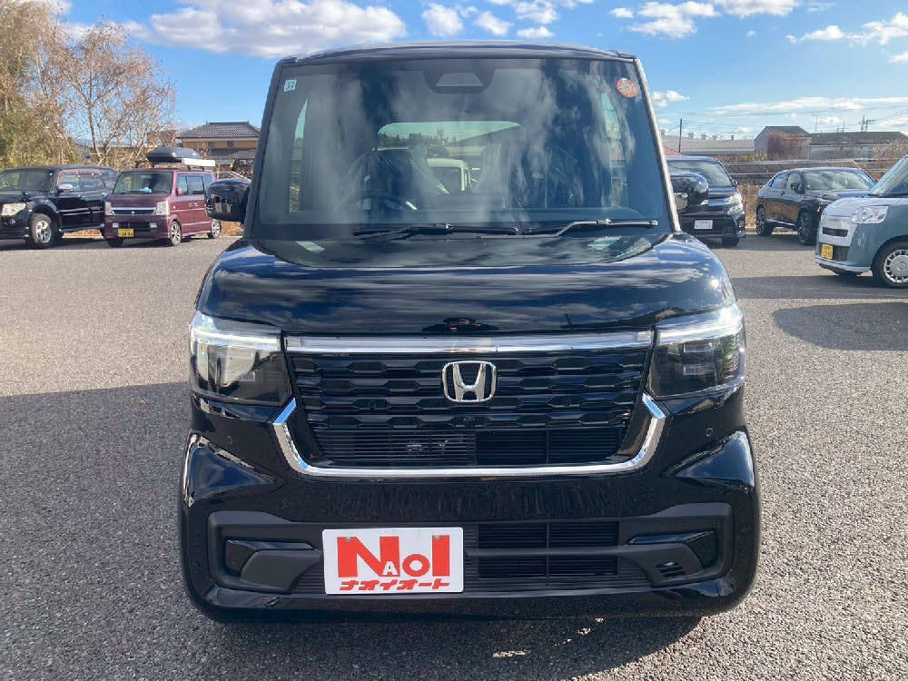 ホンダ　Ｎ ＢＯＸカスタム 8インチナビ1枚目