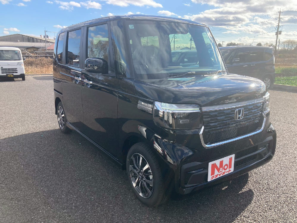ホンダ　Ｎ ＢＯＸカスタム 8インチナビ2枚目